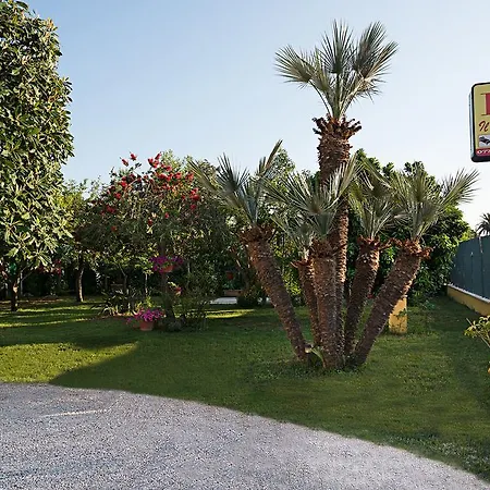 فندق مبيت وإفطار Il Melograno Da Pina